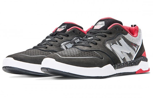 New Balance 868 'Hitam Abu-abu' NM868BWR Lookbook New Balance 868 'Hitam Abu-abu' NM868BWR