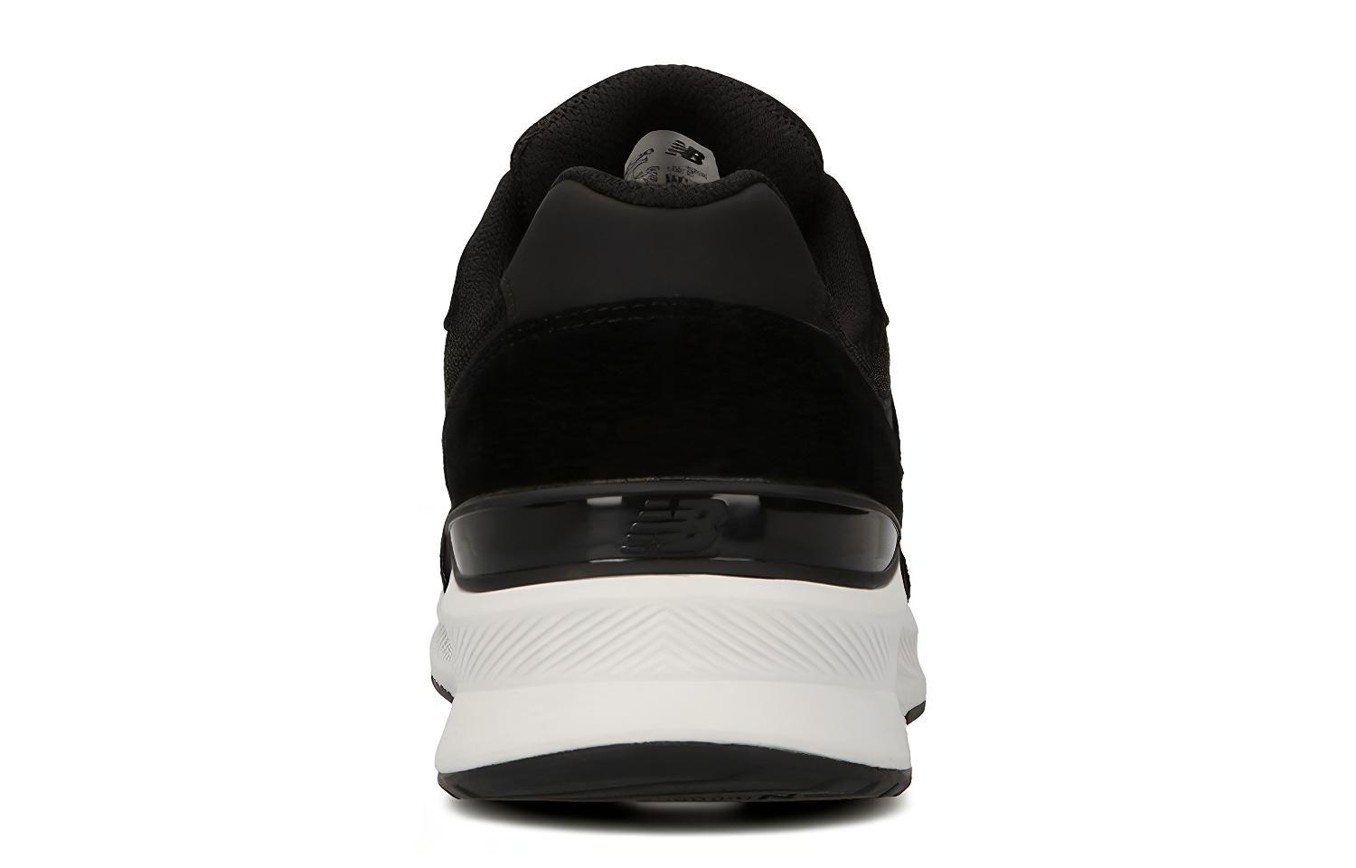 Lookbook New Balance 880 Serie V5 Low-Top Schwarz MW880BK5