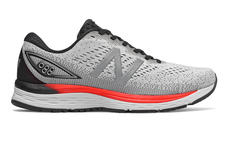 Lookbook New Balance 880 V9 Weiß 2E M880WT9