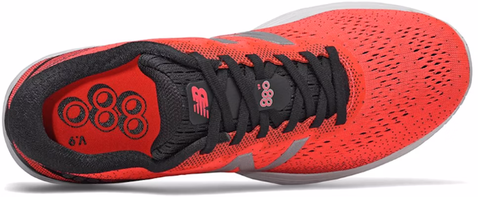New Balance 880v9 Merah M880RW9 Lookbook New Balance 880v9 Merah M880RW9