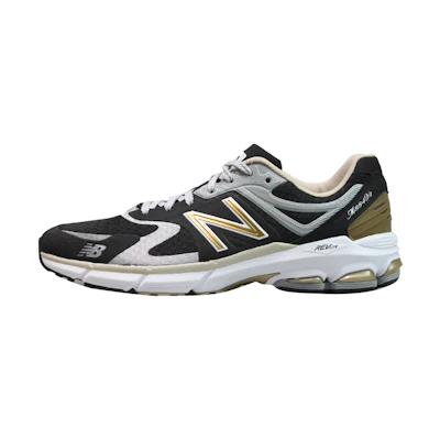 NB 884 Black/Gold