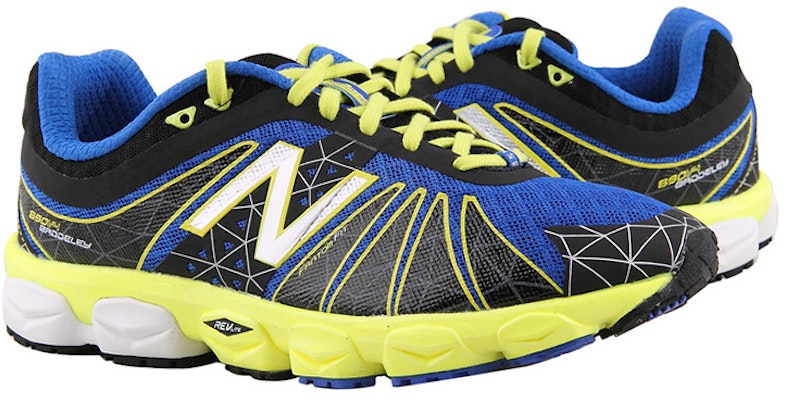 Sneakers New Balance 890 v4 Biru/Hitam/Kuning M890BB4 Lookbook Sneakers New Balance 890 v4 Biru/Hitam/Kuning M890BB4