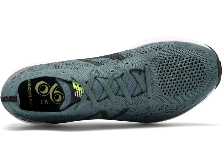 Lookbook New Balance 890V7 D Hardloopschoenen M890GG7
