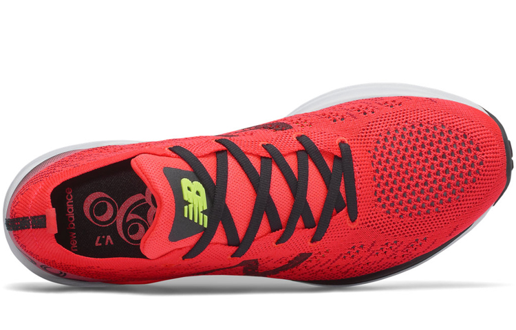 Lookbook New Balance 890V7 Rojo D Ancho M890RB7