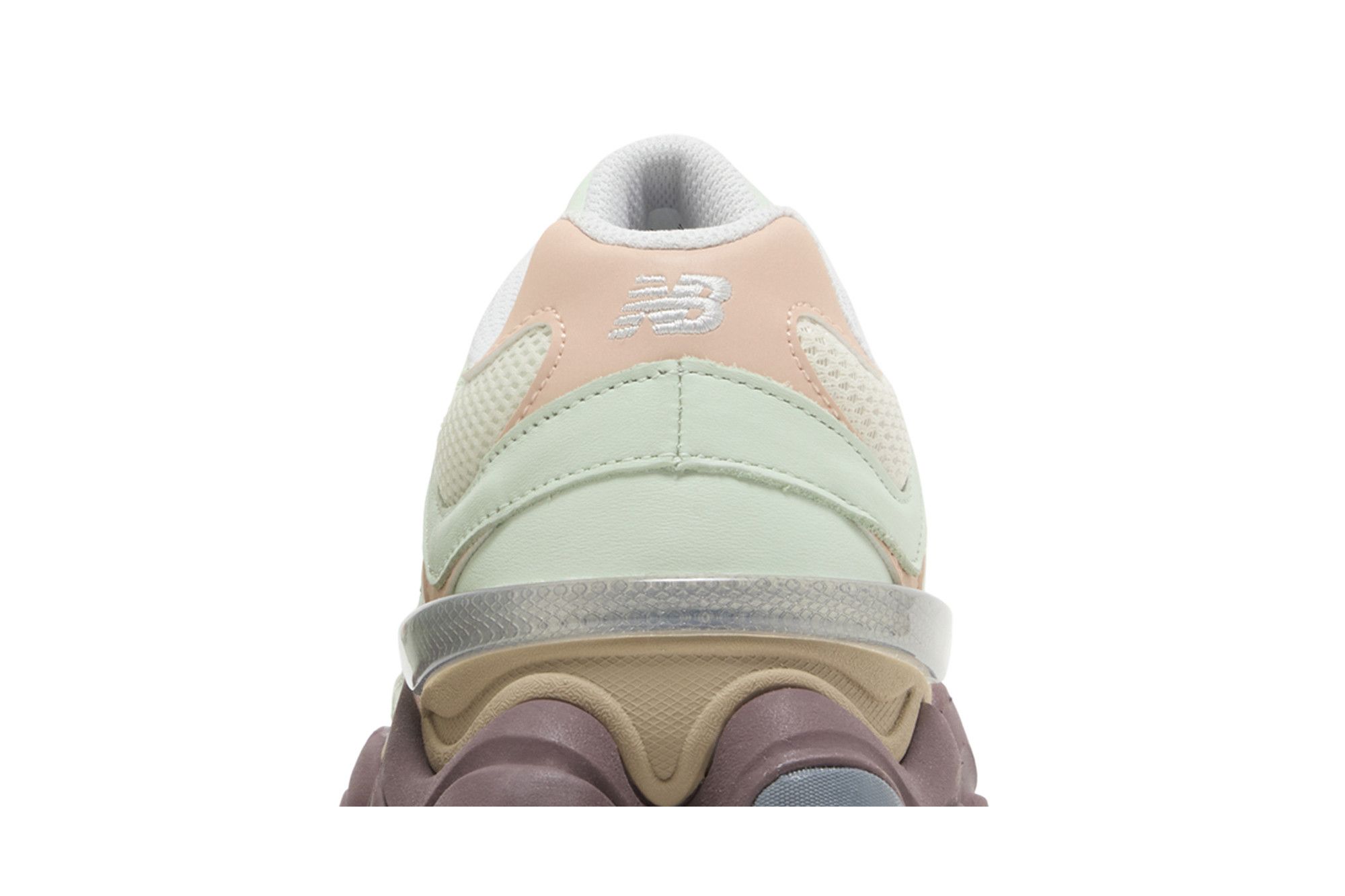 Sizing New Balance 9060『粘土灰』U9060GCA