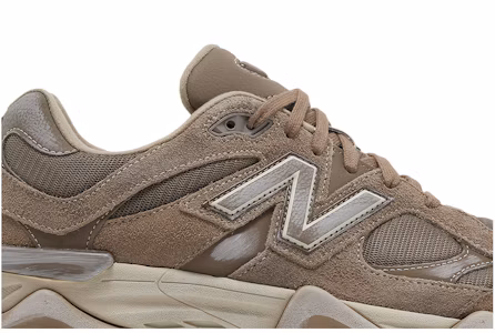 Lookbook New Balance 9060 ''Champignon'' U9060PB