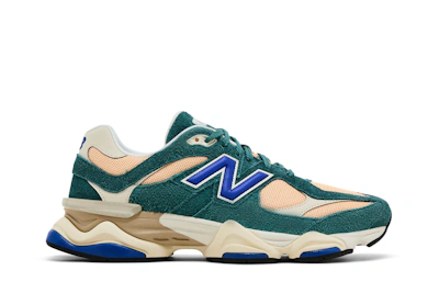 New Balance 9060 'New Spruce Peach Blossom'