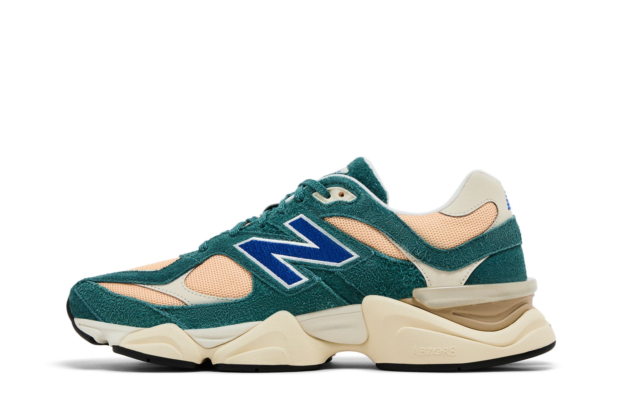 Lookbook New Balance 9060 '新杉桃花' U9060GEC