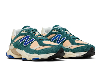 New Balance 9060 'New Spruce Peach Blossom'