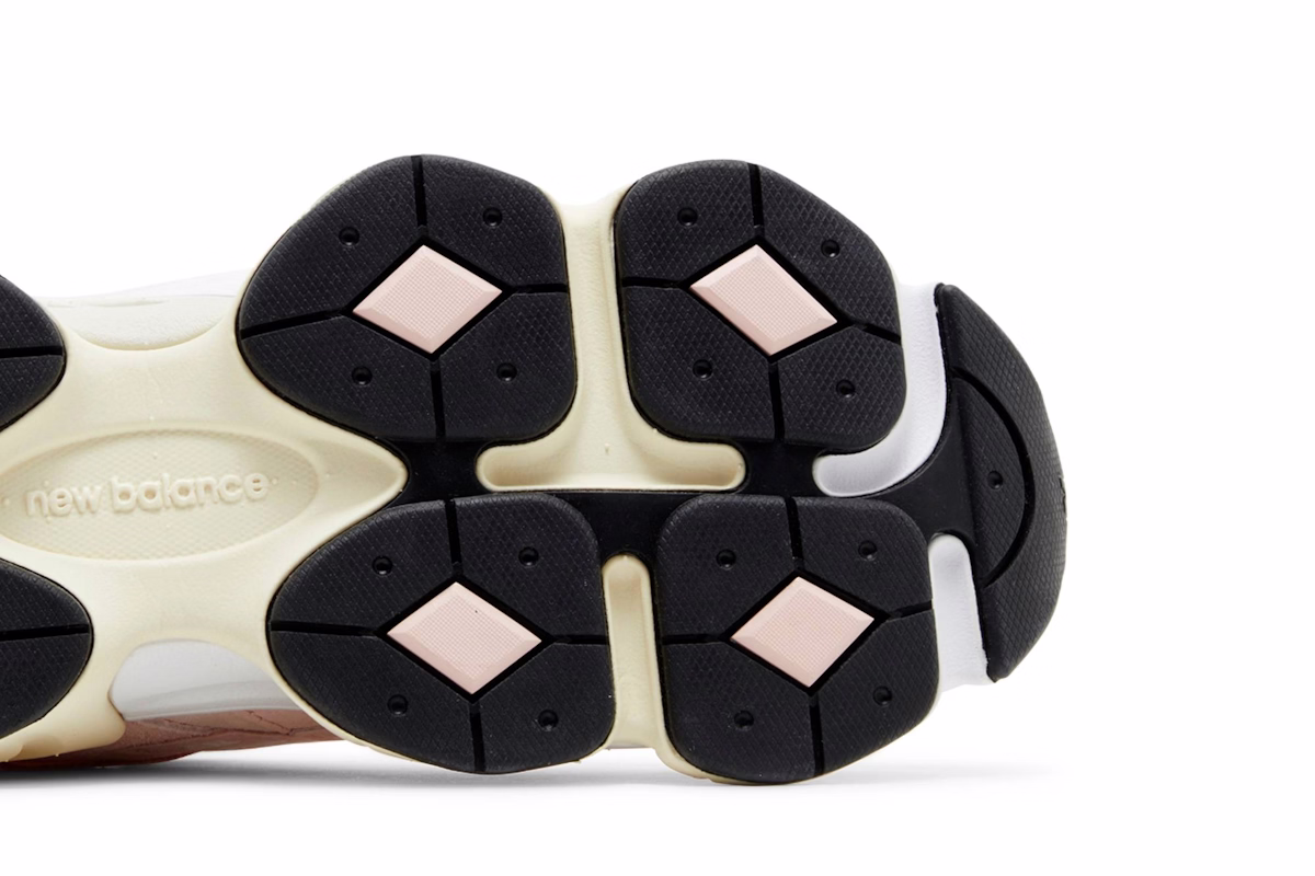 New Balance 9060 'Pink Haze'