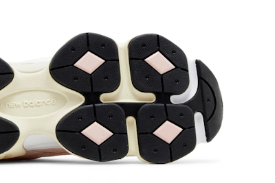 New Balance 9060 'Pink Haze'