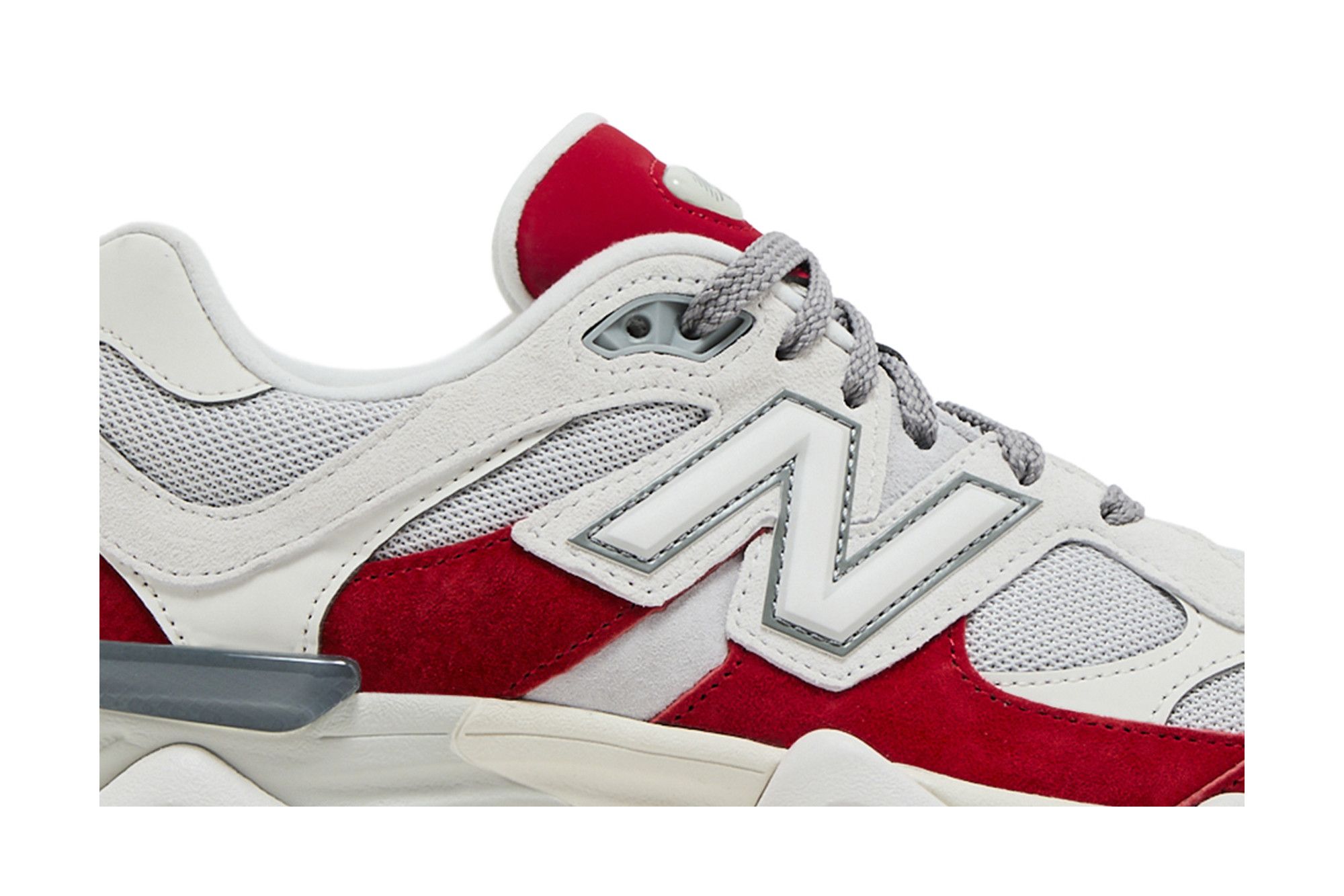 Lookbook New Balance 9060「白紅」 U9060JBE
