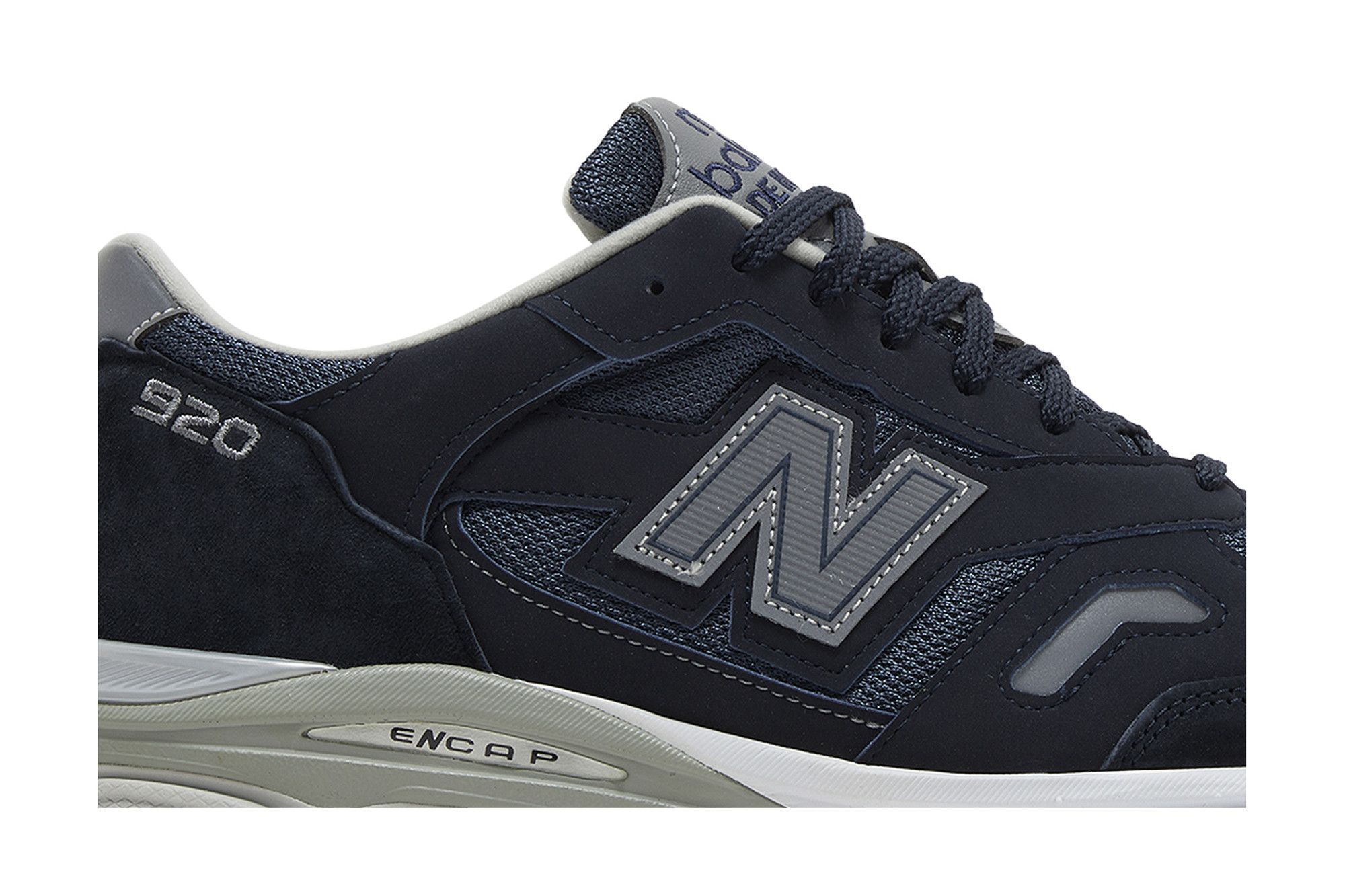 Lookbook New Balance 920 Buatan England 'Navy' M920CNV