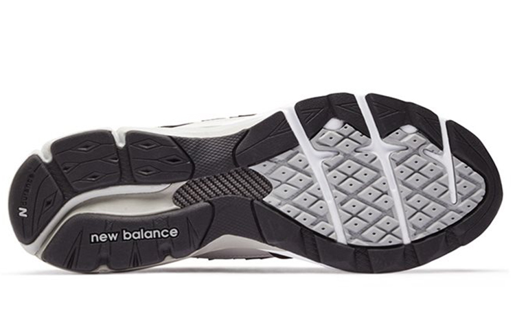 Shop New Balance 920 MiUK Putih Hitam Corak M920PNU