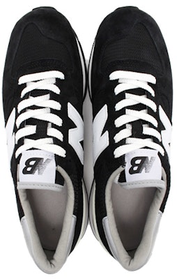 New Balance 990 Hitam Putih M990BLK Lookbook New Balance 990 Hitam Putih M990BLK