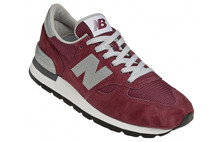 Shop New Balance 990 Edisi Semula 'Burgundy' M990BD