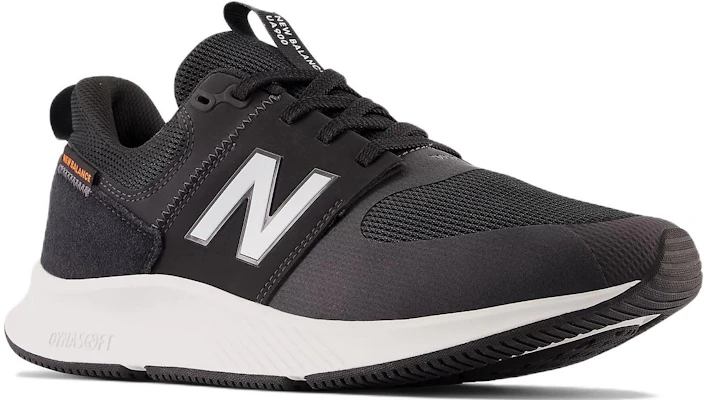 New Balance 990 V1 ''Schwarz Weiß'' UA900CB1 Lookbook New Balance 990 V1 ''Schwarz Weiß'' UA900CB1