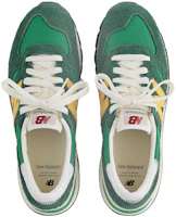 Shop New Balance NB 990 V1 舒適 減震防滑耐磨 低筒 跑步鞋 男女同款 綠黃
