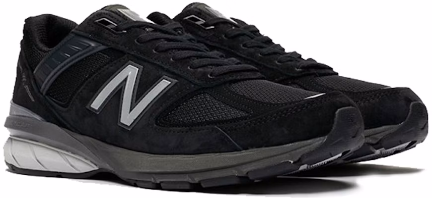 New Balance 990 V5 'Black' M990BK5(2E) Lookbook New Balance 990 V5 'Black' M990BK5(2E)