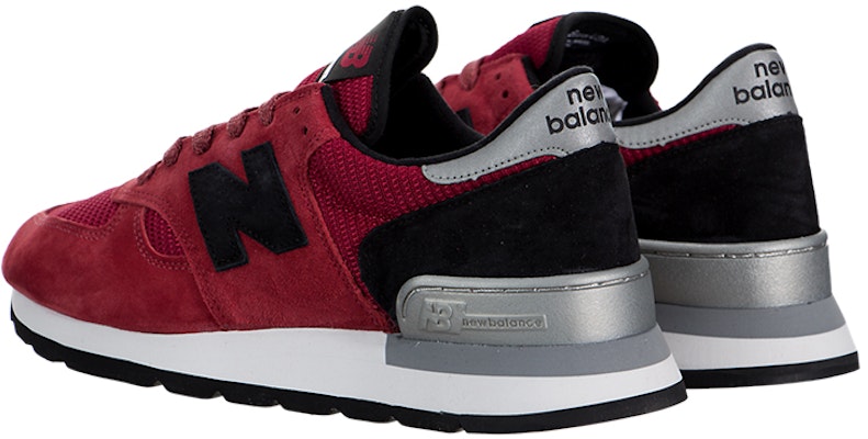 New Balance 990 Series Connoisseur Guitar Zapatillas Rojo/Negro/Gris M990CRD Lookbook New Balance 990 Series Connoisseur Guitar Zapatillas Rojo/Negro/Gris M990CRD