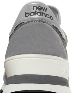 ニューバランス990v1 グレー (米国製) M990GR1 Sizing ニューバランス990v1 グレー (米国製) M990GR1