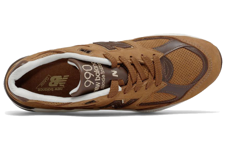 Lookbook New Balance 990v2 Buatan USA 'Tawny Brown' M990DVN2