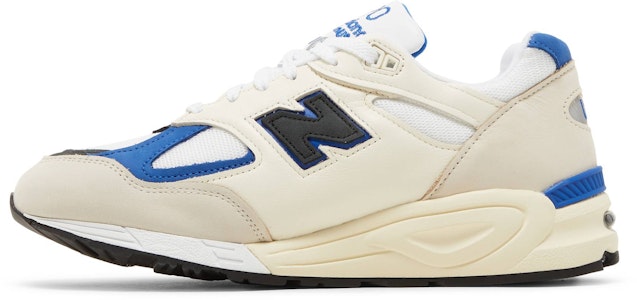뉴발란스 990v2 메이드 인 USA '화이트 블루' M990WB2 Lookbook 뉴발란스 990v2 메이드 인 USA '화이트 블루' M990WB2
