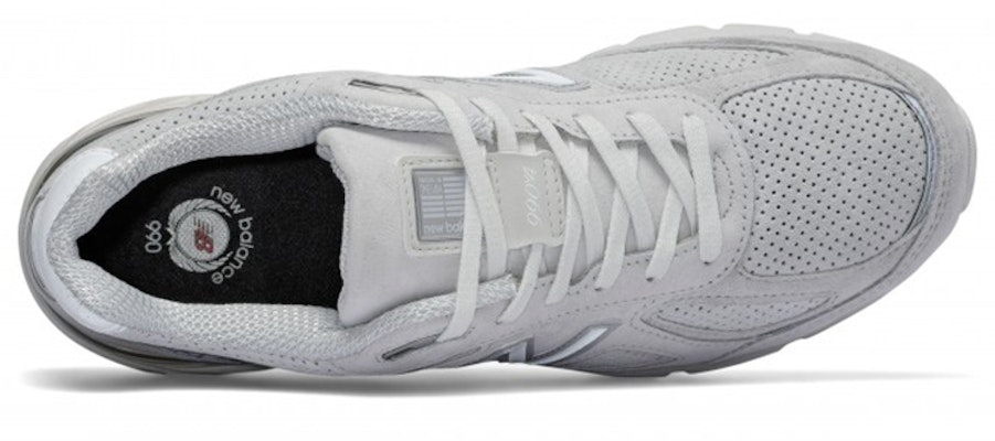 New Balance 990v4 'Arctic Fox' M990AF4 Lookbook New Balance 990v4 'Arctic Fox' M990AF4