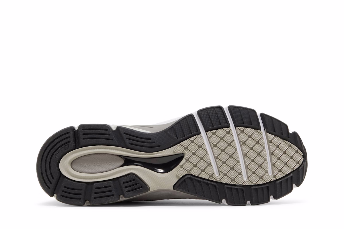 New Balance 990v4 Made in USA 'Grey Silver'