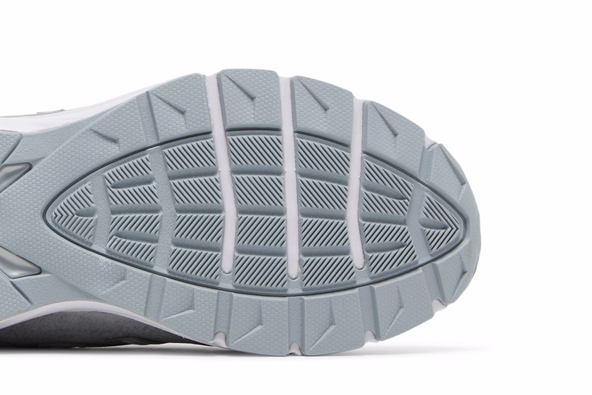 New Balance 990v5 'Grey White'