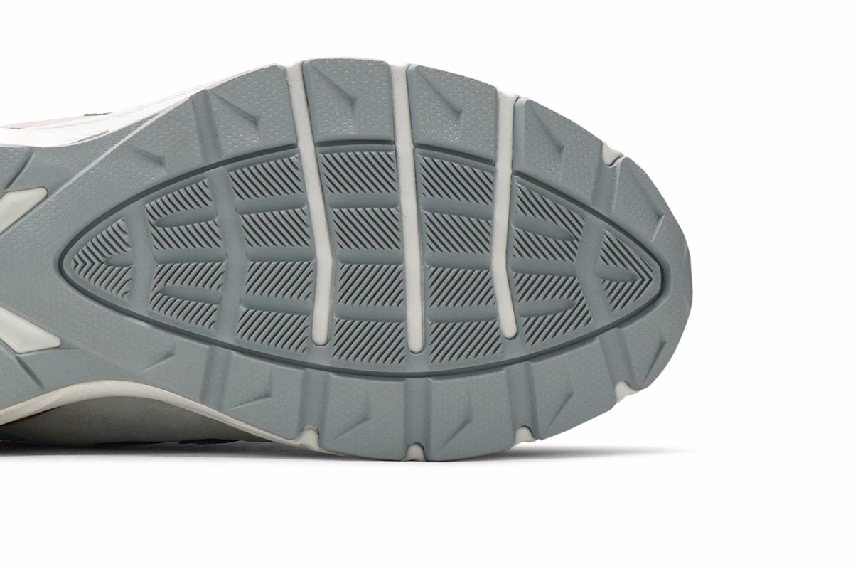 New Balance 990v5 'Kawhi'