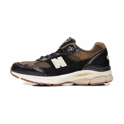 NB 991.9 Made in England 'Caviar & Vodka'