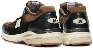 New Balance 991.9 Buatan England 'Caviar & Vodka' M9919CV Lookbook New Balance 991.9 Buatan England 'Caviar & Vodka' M9919CV