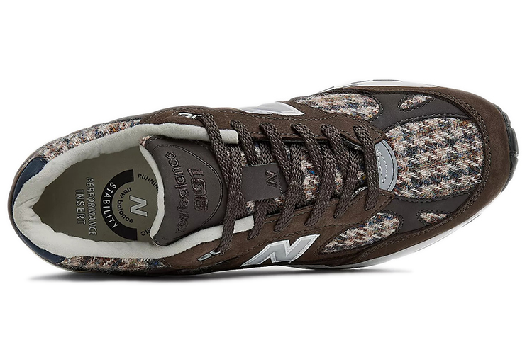 Lookbook New Balance 991 'Harris Tweed Coklat' M991HAR