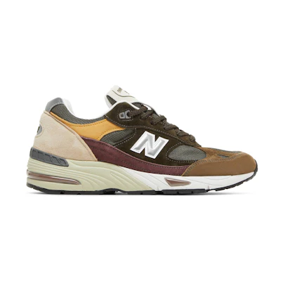 NB 991 Made in England 'Desaturated'