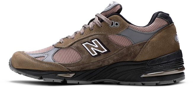 New Balance 991 英产 ‘卡其沙’ M991FDS Lookbook New Balance 991 英产 ‘卡其沙’ M991FDS