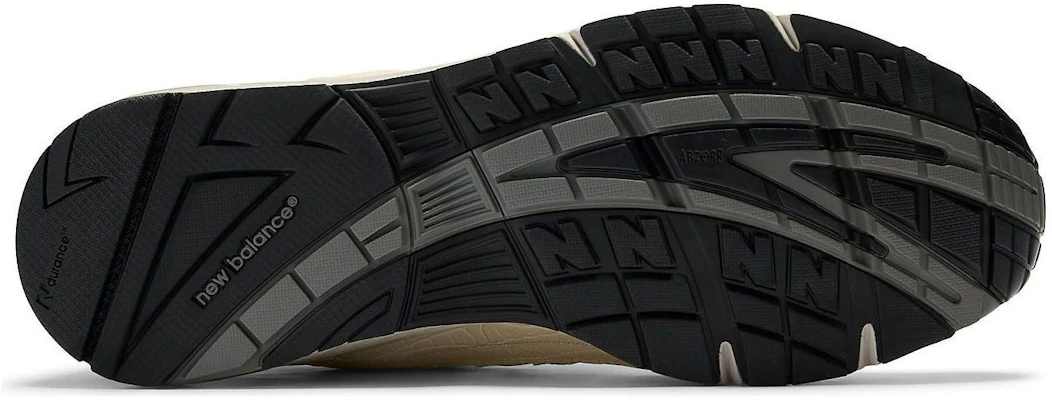 New Balance 991v1 Made In UK ''Grigio Ostrica'' M991CR1 Shop New Balance 991v1 Made In UK ''Grigio Ostrica'' M991CR1