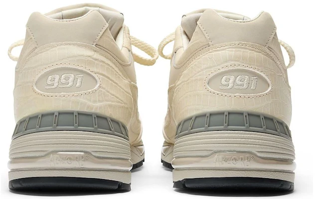 New Balance 991v1 Made In UK ''Grigio Ostrica'' M991CR1 Purchase New Balance 991v1 Made In UK ''Grigio Ostrica'' M991CR1