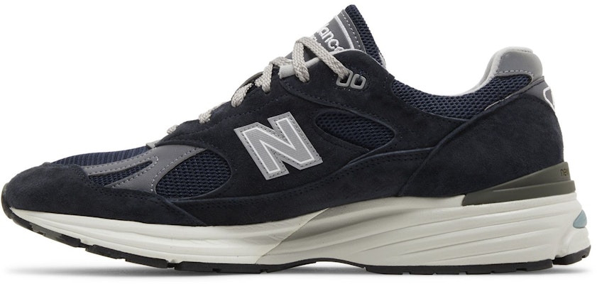 New Balance 991v2 Made in England ''Dunkelblau'' U991NV2 Lookbook New Balance 991v2 Made in England ''Dunkelblau'' U991NV2