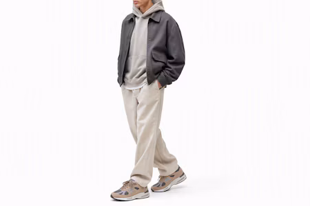 Order New Balance 991v2 MiUK「Essentially Offbeat Pack」水泥灰配色款。 U991DL2