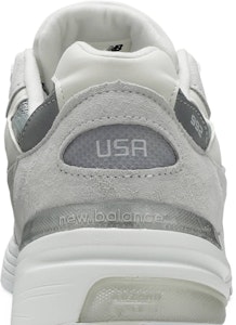 ニューバランス992 "ホワイトシルバー" M992NC Sizing ニューバランス992 "ホワイトシルバー" M992NC