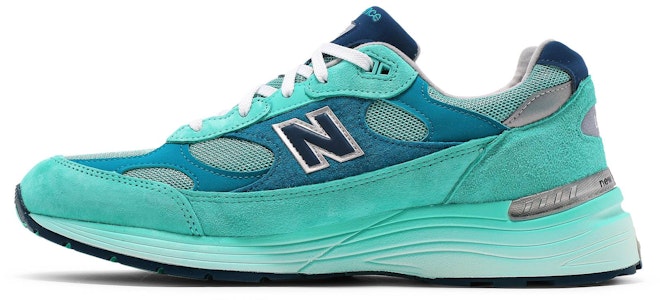 ニューバランス992米国製 "ブルーシルバーメタリック" M992TB Lookbook ニューバランス992米国製 "ブルーシルバーメタリック" M992TB