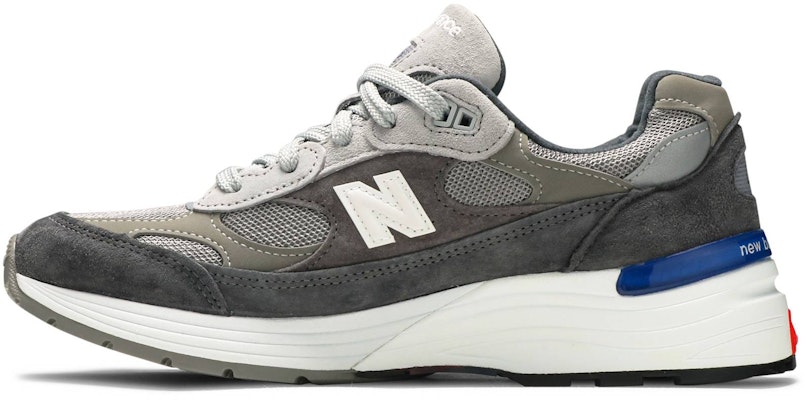 New Balance 992 Buatan USA 'Kelabu' M992AG Lookbook New Balance 992 Buatan USA 'Kelabu' M992AG