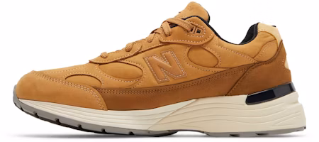 Lookbook New Balance 992 美國製造「小麥色」M992LX