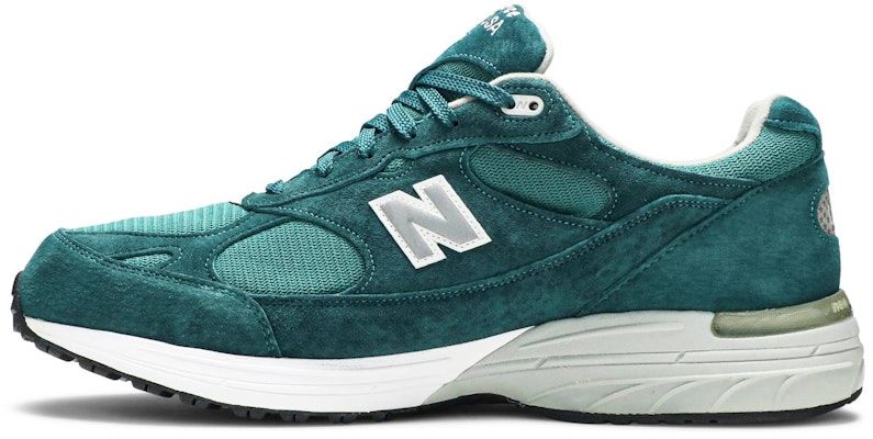 뉴발란스 993 헤리티지 그린 (New Balance 993 Heritage Green) US993GR Lookbook 뉴발란스 993 헤리티지 그린 (New Balance 993 Heritage Green) US993GR
