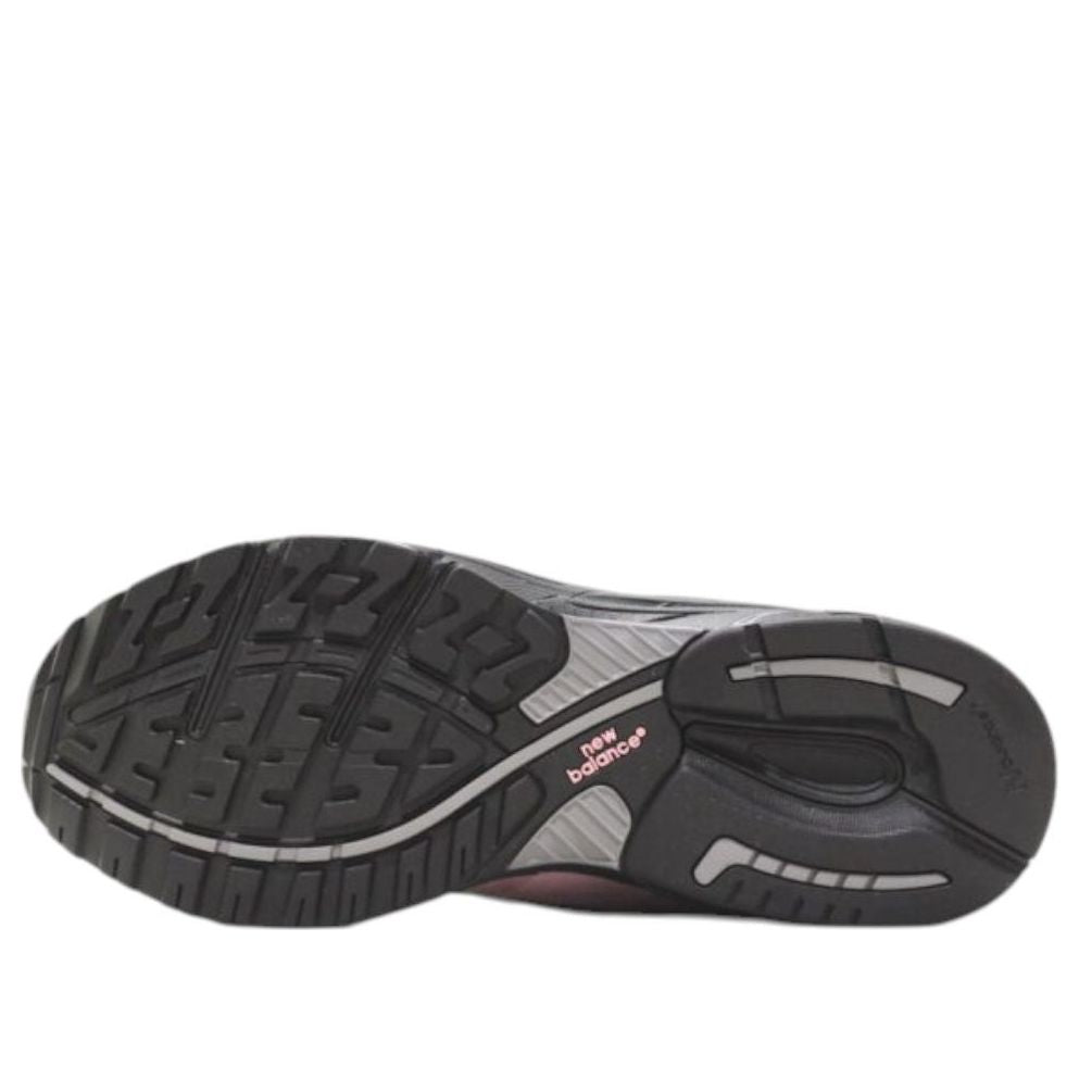 Shop ニューバランス 993 メイドインイングランド 'ピンクタフィー' U993PB