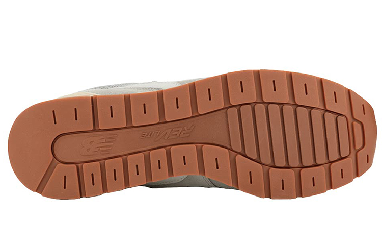 Shop New Balance 996 'Gris Naranja' CM996BE2