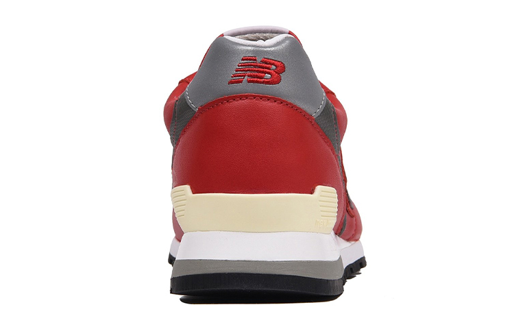 Lookbook New Balance 996 'Kulit Halus Merah' M996NCA