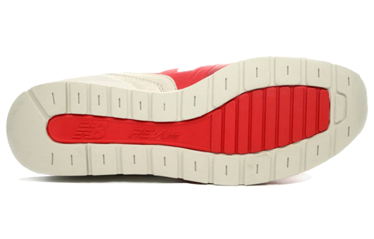 Shop New Balance 996 Rendah Merah/ 'Putih' MRL996FH