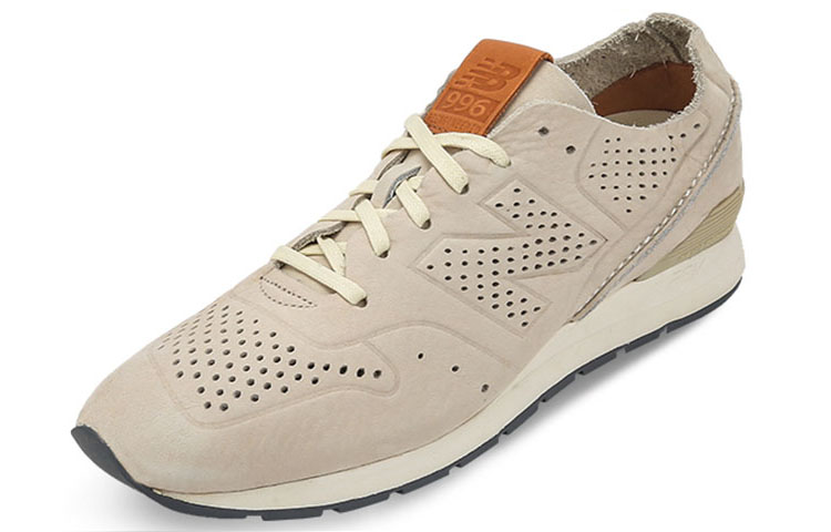 Lookbook ニューバランス996 ライトクリームベージュ MRL996DW